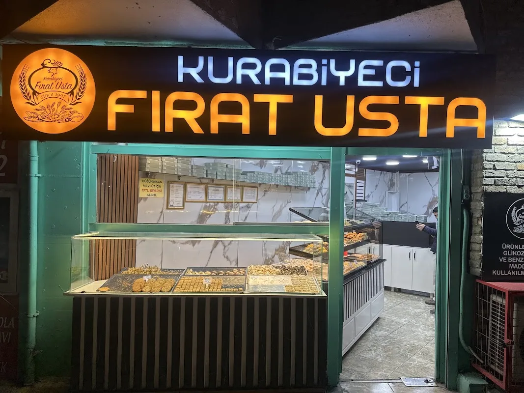 Kurabiyeci Fırat Usta