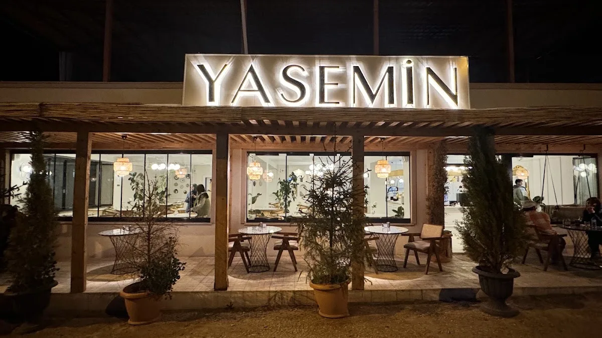 Yasemin Aile Çay Bahçesi (Yasemin Coffee And Garden)