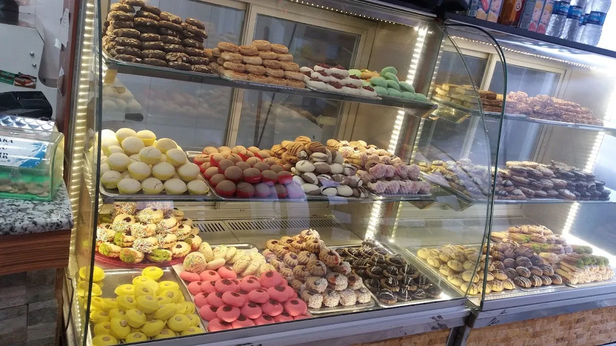 Kardeşler Pasta Ve Ünlü Mamüller