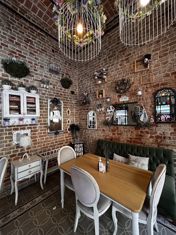 Lavender cafe