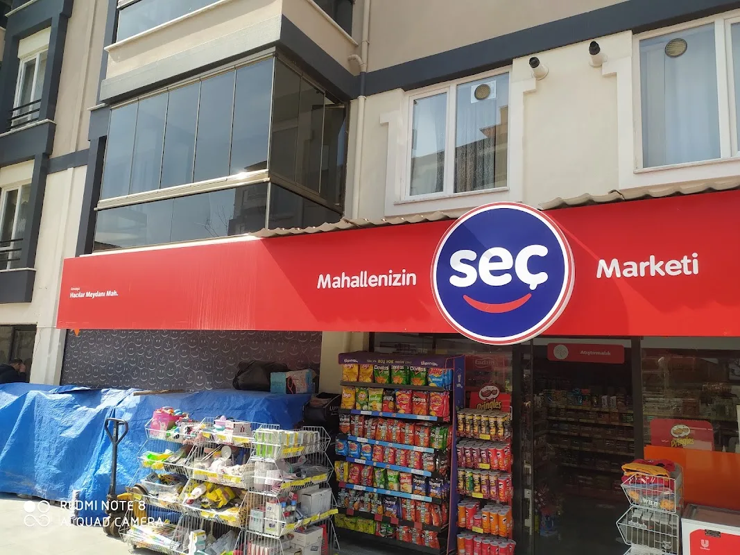 Amasya Seç Market, Hacılar Meydanı