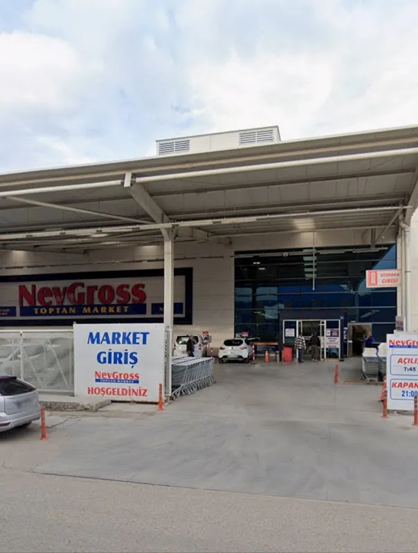 NevGross Toptan Market