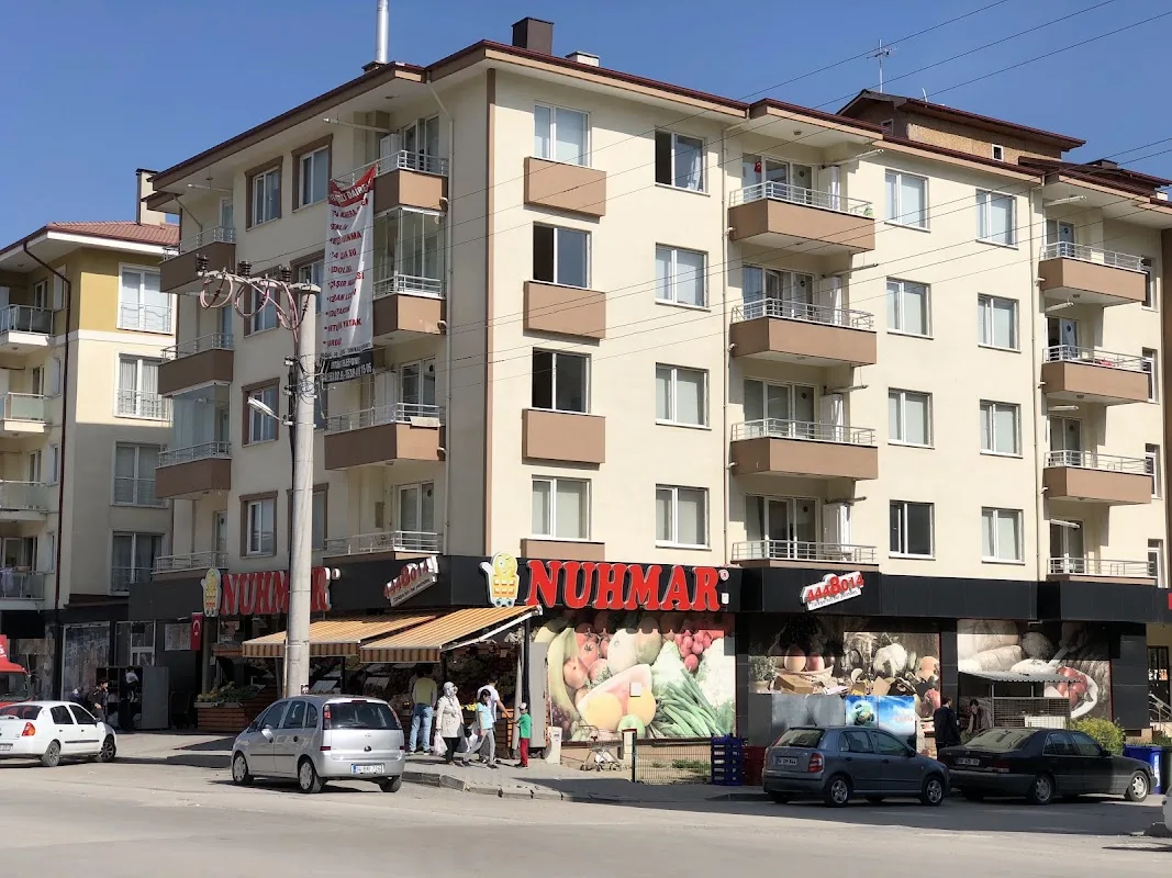 Nuhmar Market