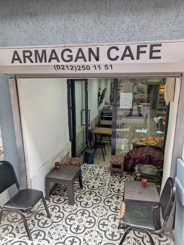 Armağan Cafe هدية مقهى