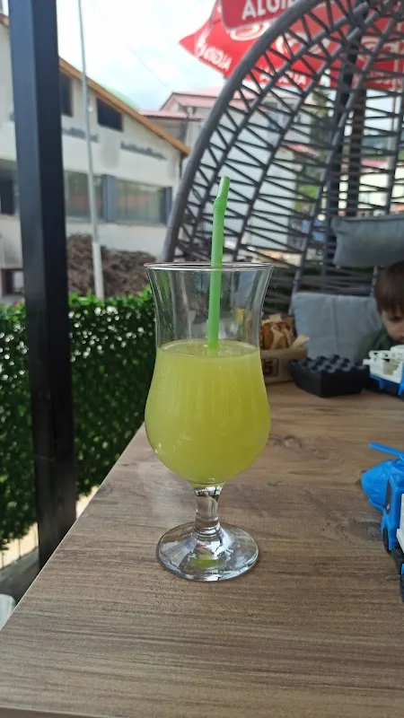 Cafe Lâl