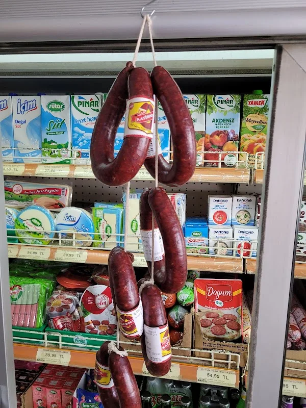 Levent Market Ömer Levent