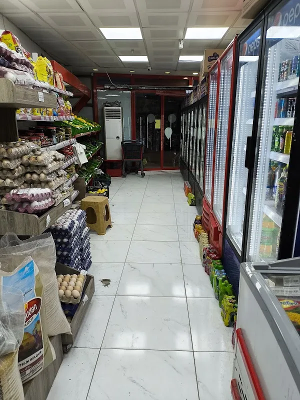 Araman Market