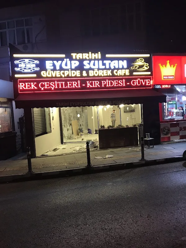Tarihi Eyüp sultan börek pide cafe Hisarüstü