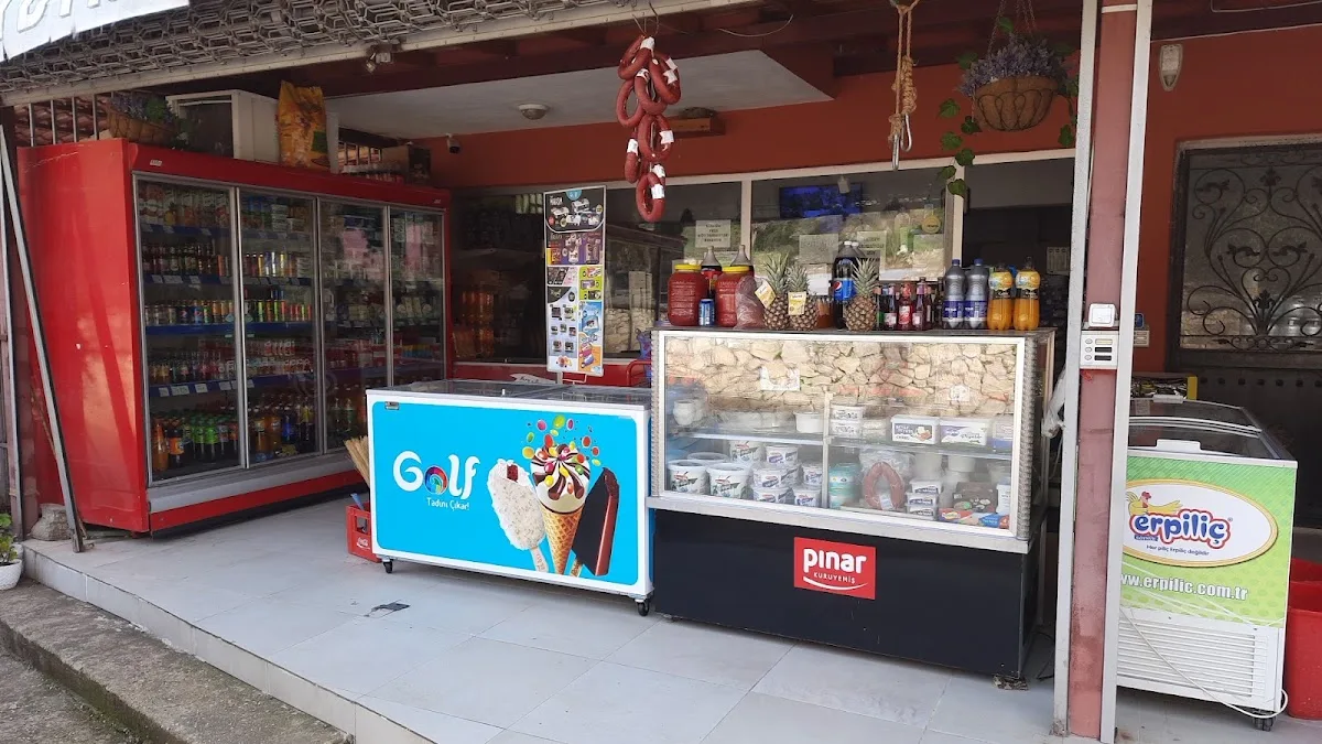 Çandır Pazarı Alışveriş Merkezi