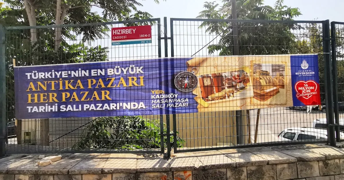 Kadıköy Antika Pazarı