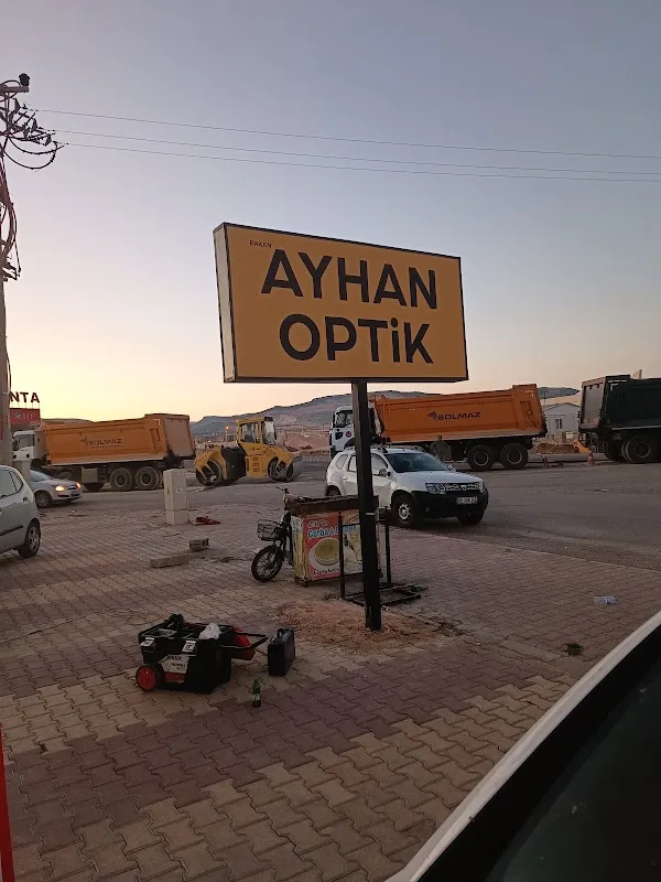 Gözlükçü Ayhan Optik