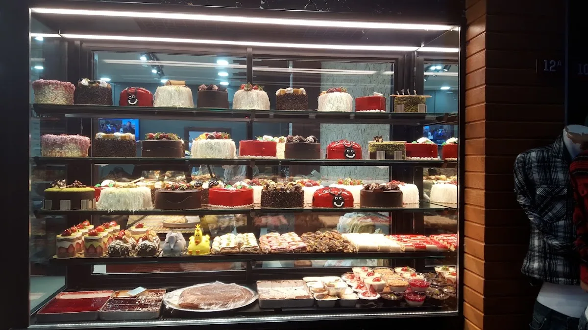 Şehr-i Meydan Unlu Mamülleri