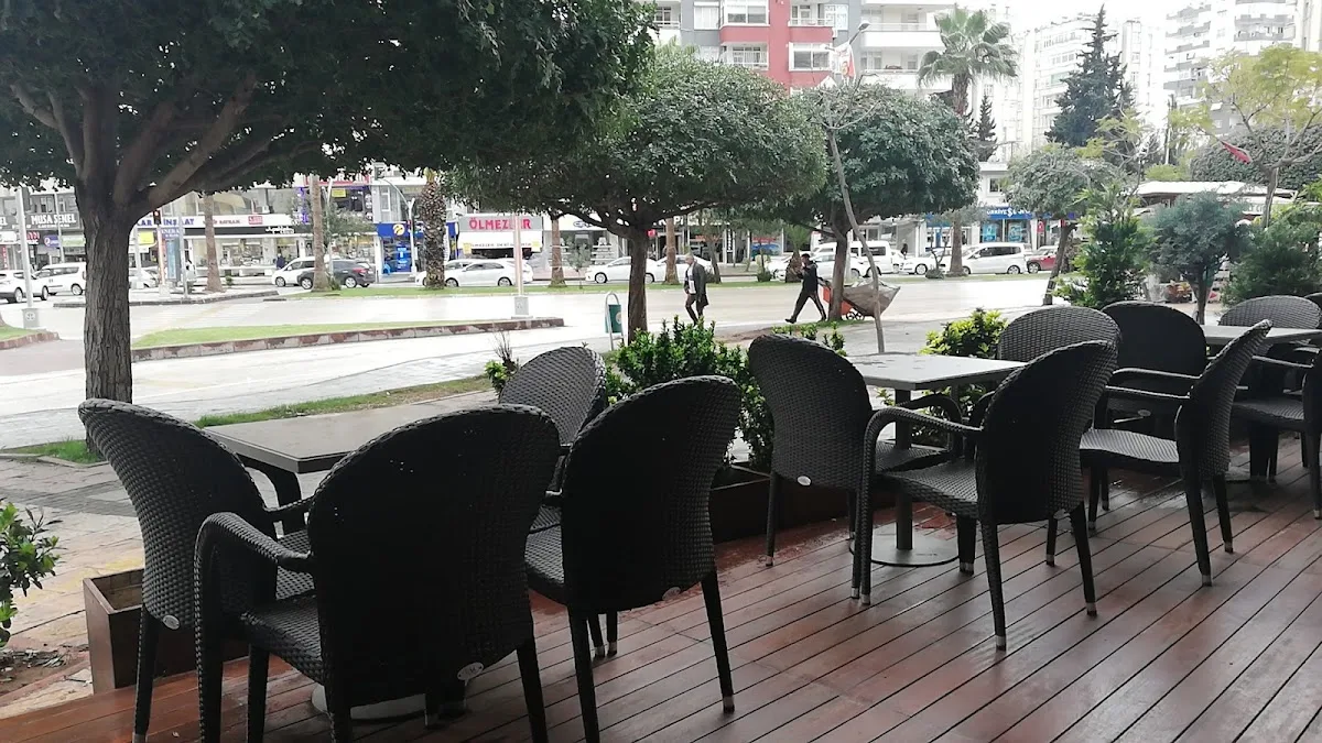 Kahve Dünyası-Adana Turgut Özal