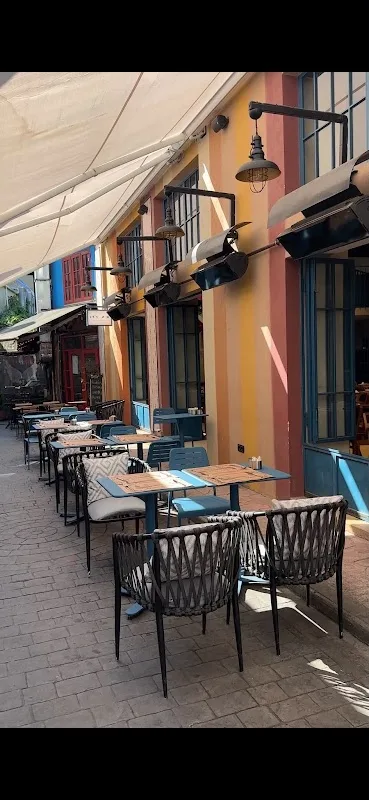 Sokak Karaköy Cafe & Restaurant
