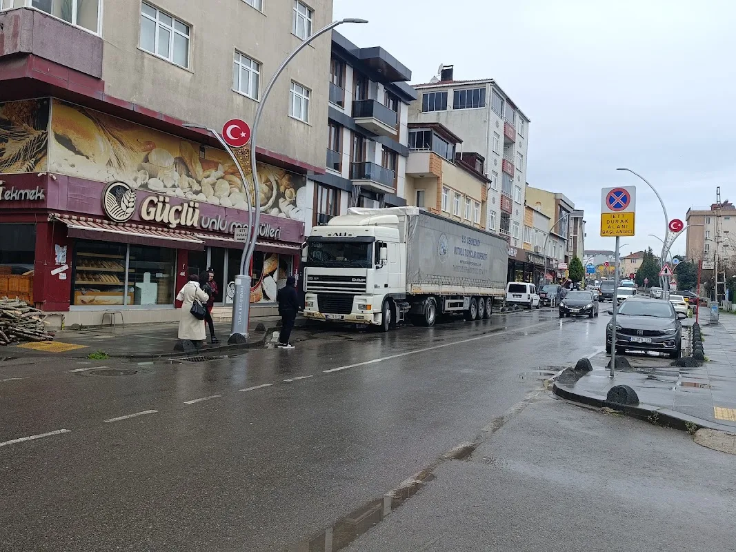 Güçlü Unlu Mamülleri