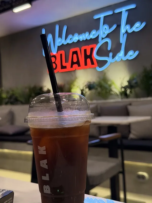 BLAK Coffee Co. Çekmeköy Mimar Sinan