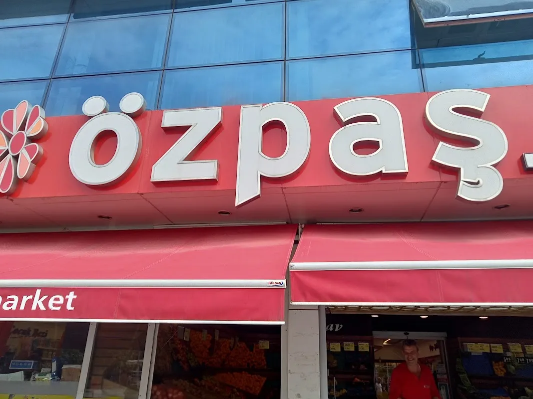 Özpaş Süpermarket (Çarşı)