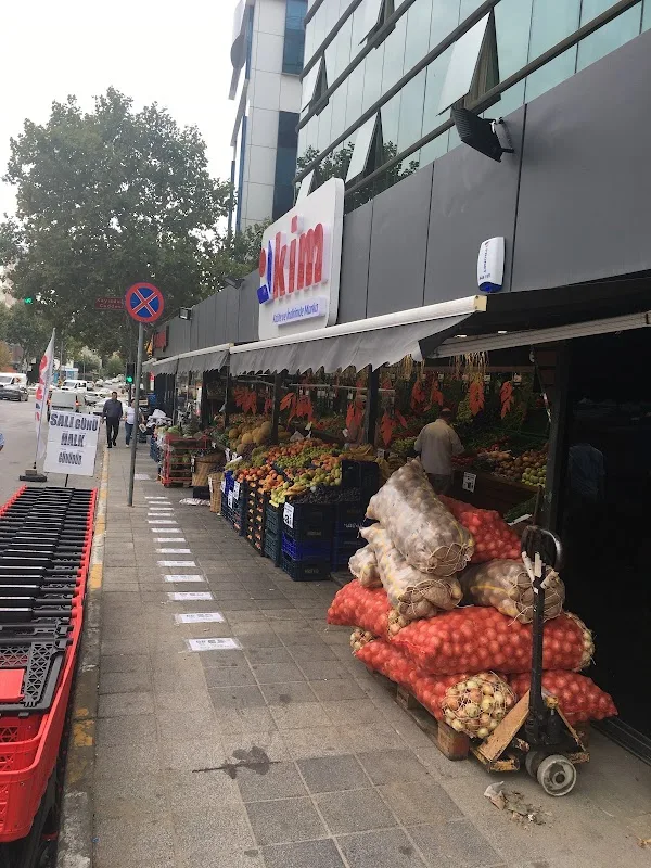 Kim Market