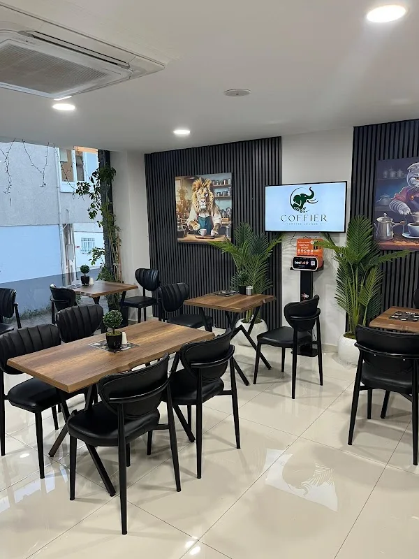 Coffier Lounge & Burger