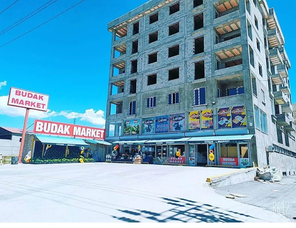 Budak Market