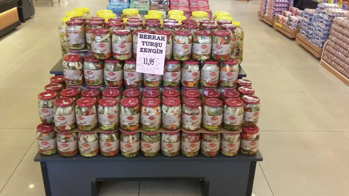 Akbal Supermarket