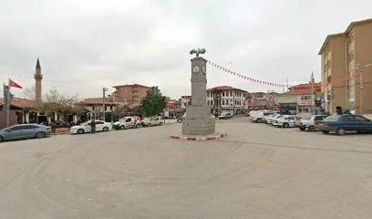 Üçler Market