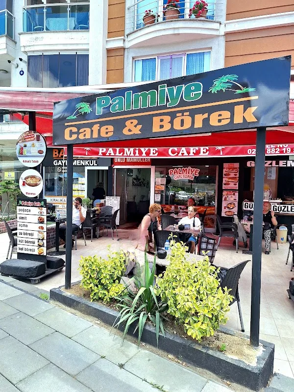 Palmiye Cafe