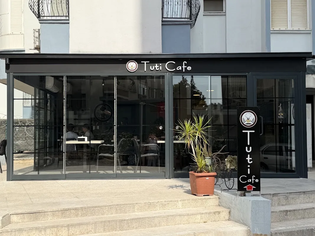 TUTİ CAFEE