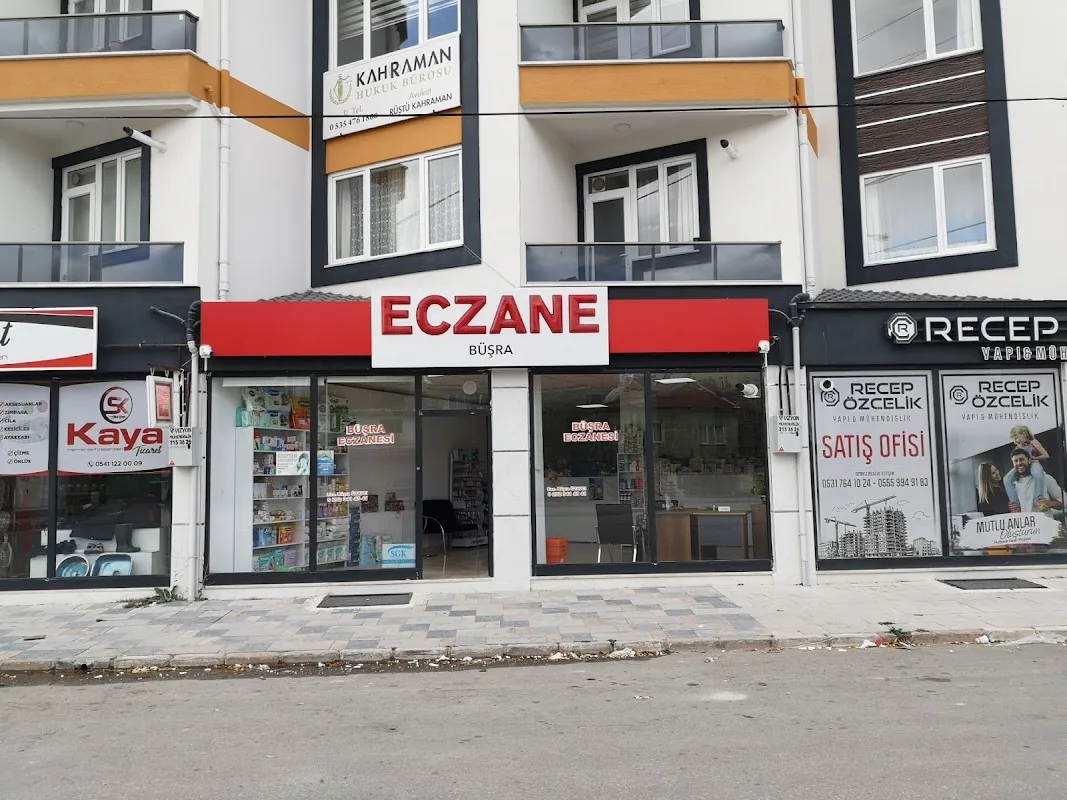 Büşra Eczanesi