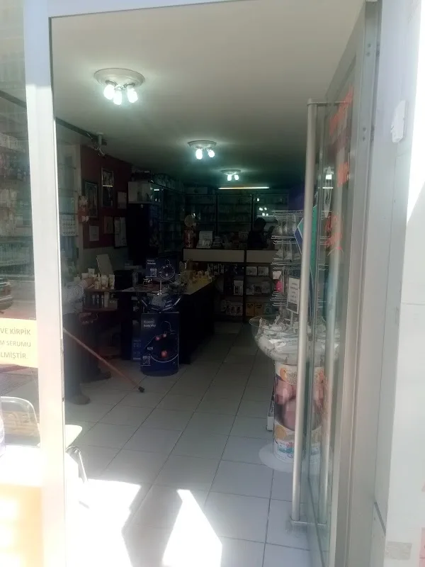 Merkez Eczanesi