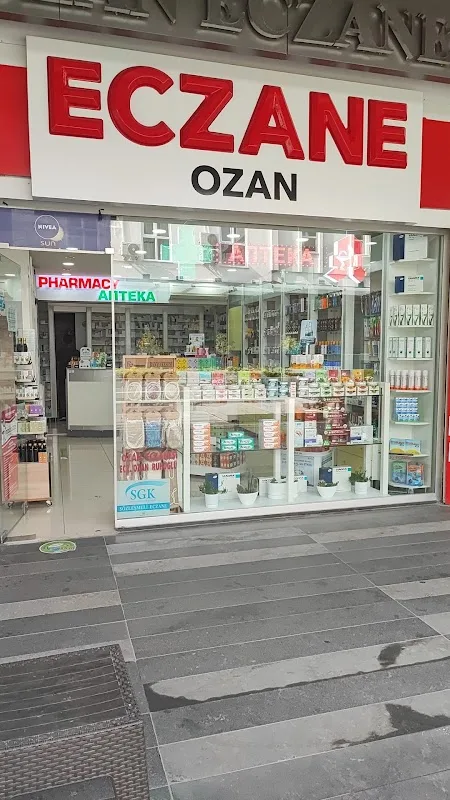 Ozan Eczanesi