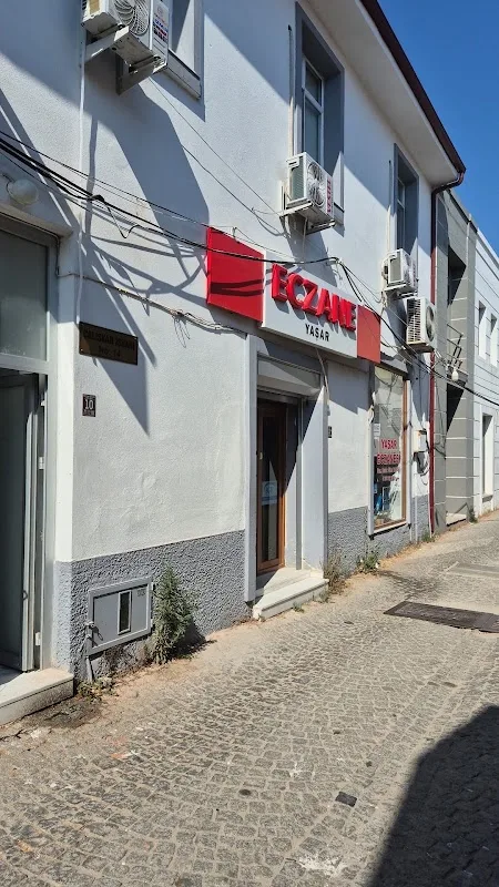 YAŞAR ECZANESİ