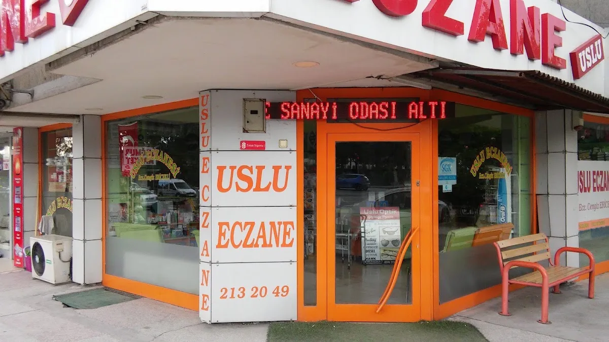 Uslu Eczanesi
