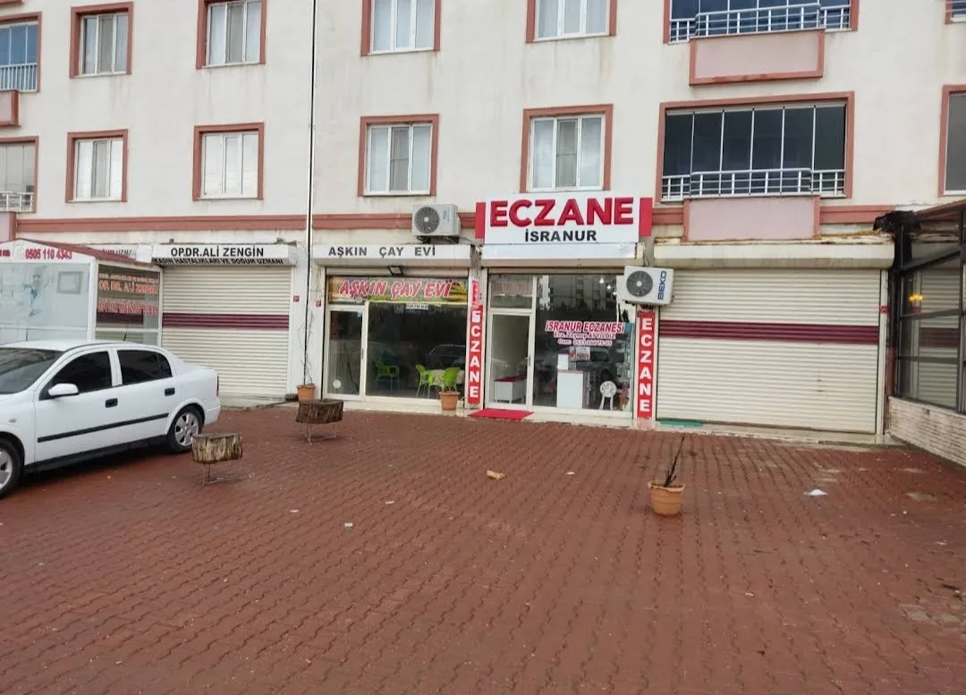 İsranur Eczanesi