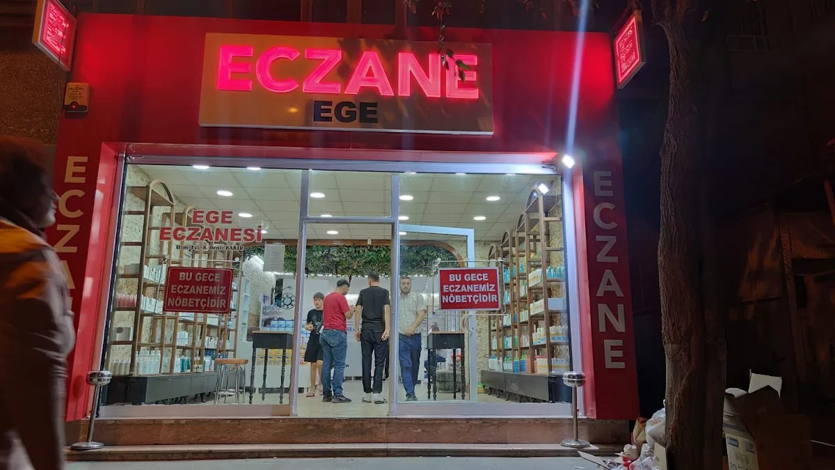 Ege Eczanesi