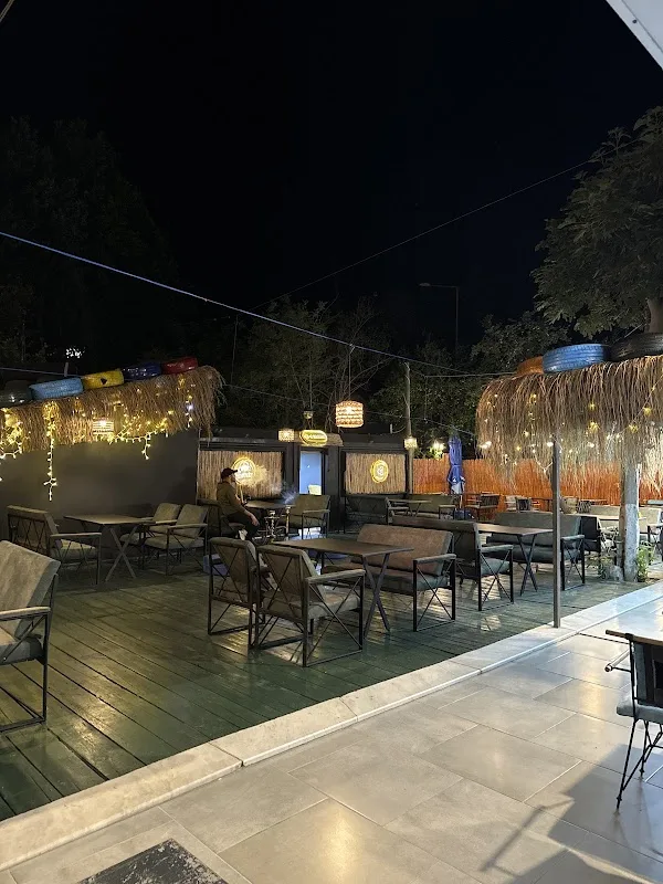 Safir plus nargile cafe