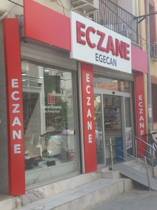 Egecan Eczanesi