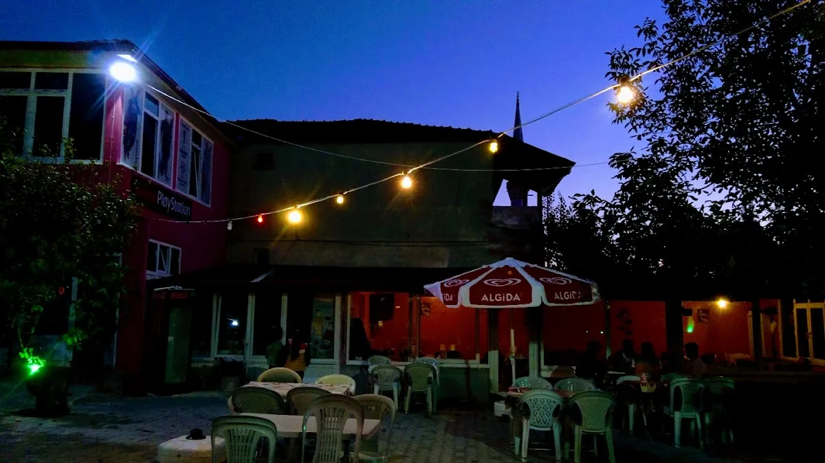 Kardeşler PlayStation Cafe