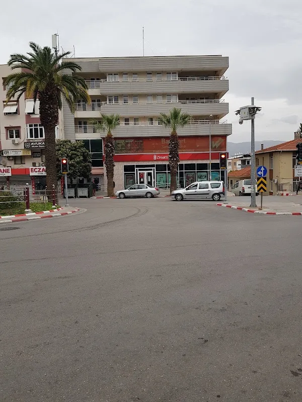 DAMLA ECZANESİ