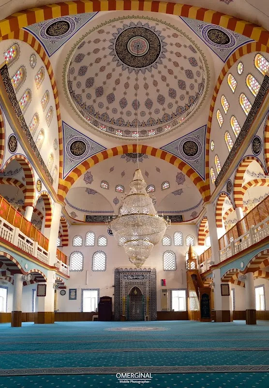Altınşehir Cami