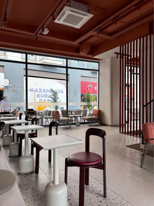Elle Cafe - Lavender Suryapı Sancaktepe
