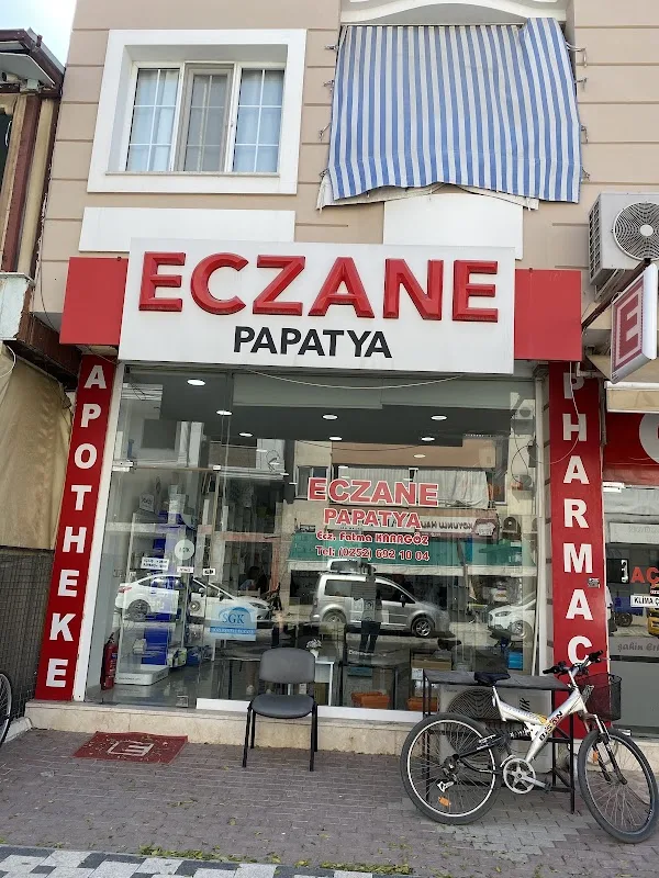 Papatya Eczanesi