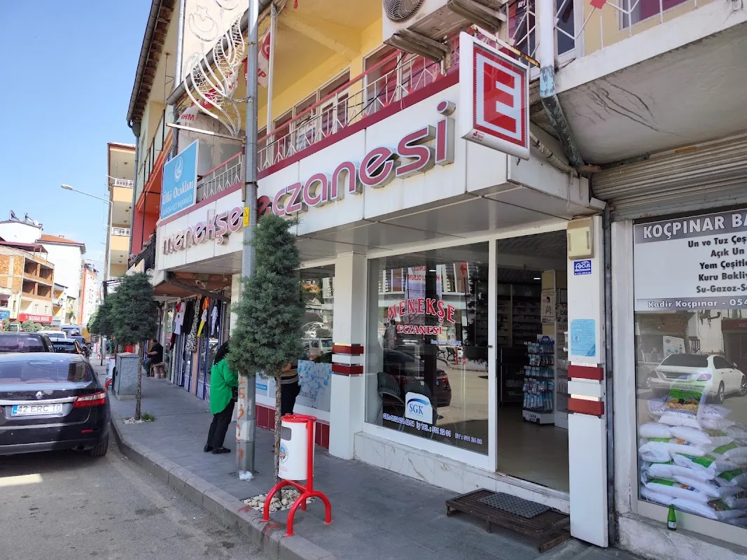 MENEKŞE ECZANESİ