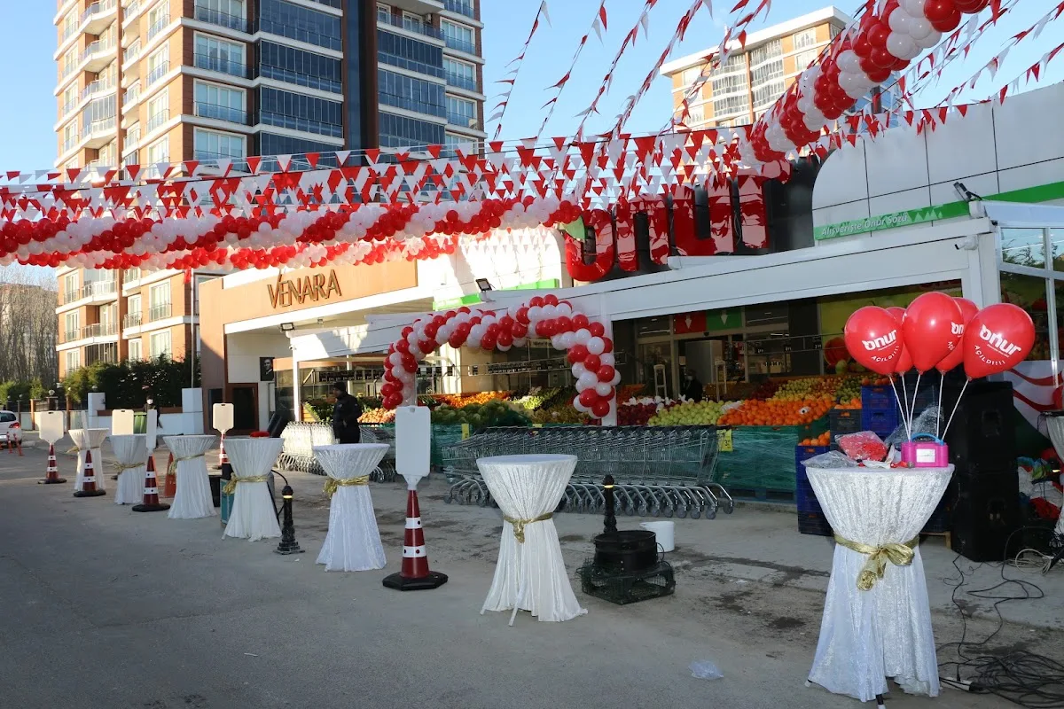 Onur market