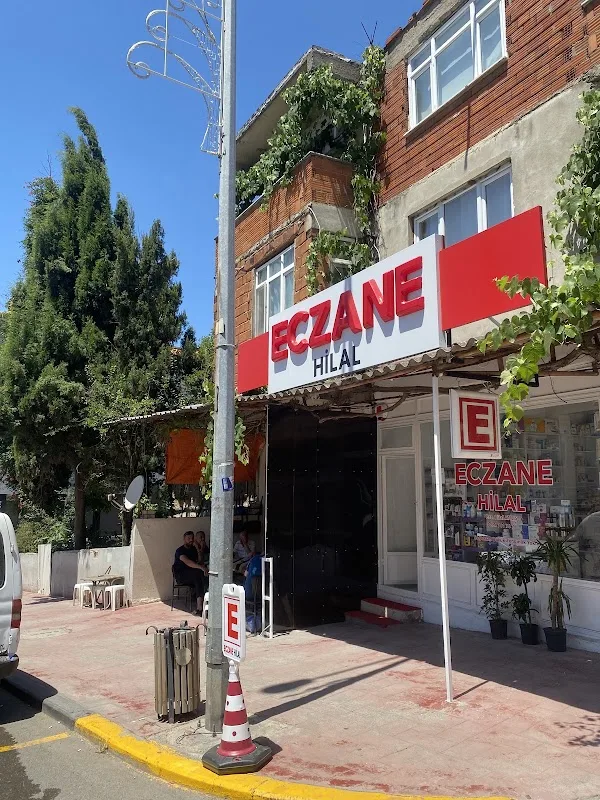 Hilal Eczanesi