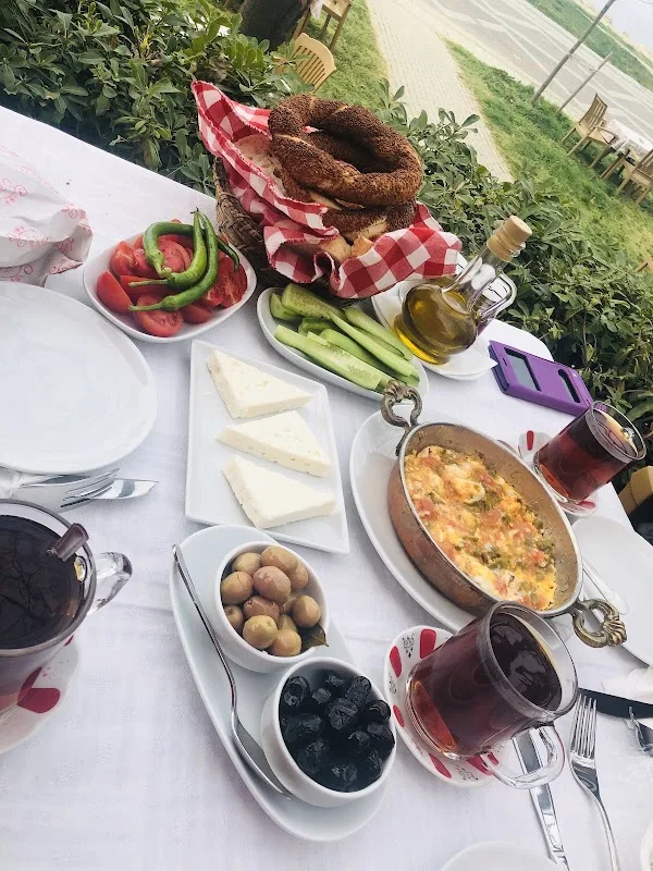 Yar Cafe