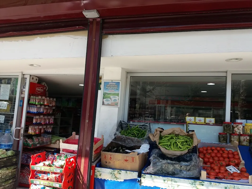 Usmar Market