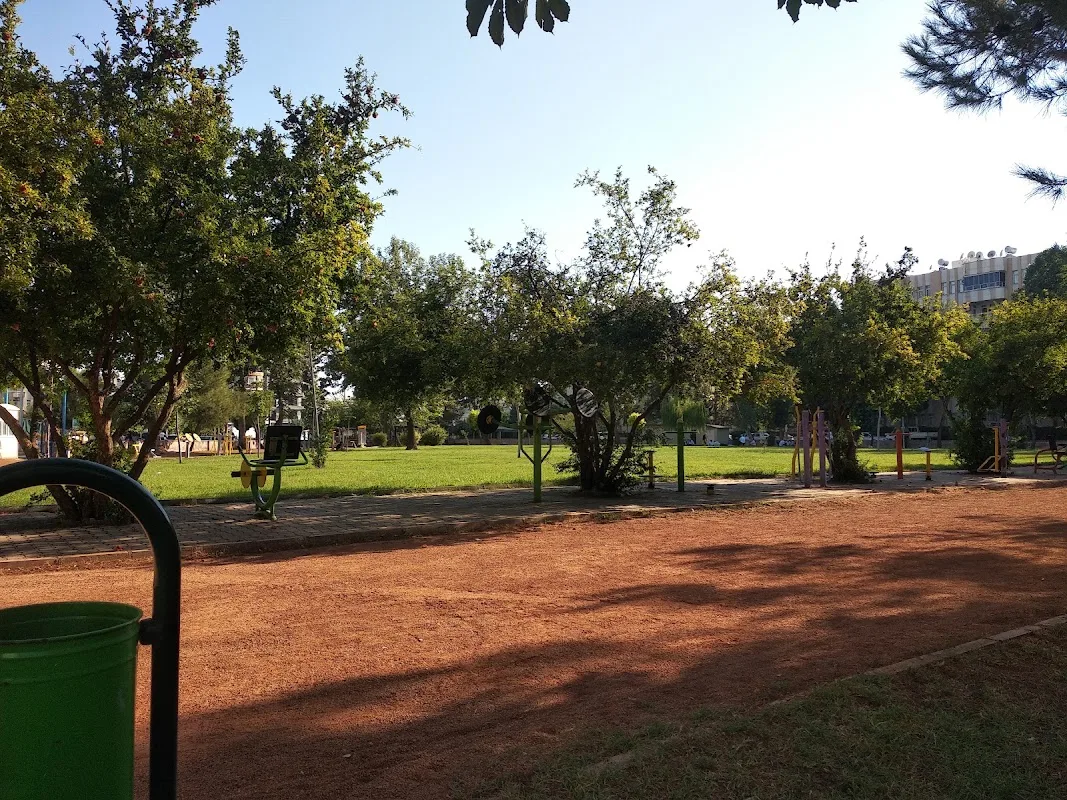 75. Yıl Koşu Parkı