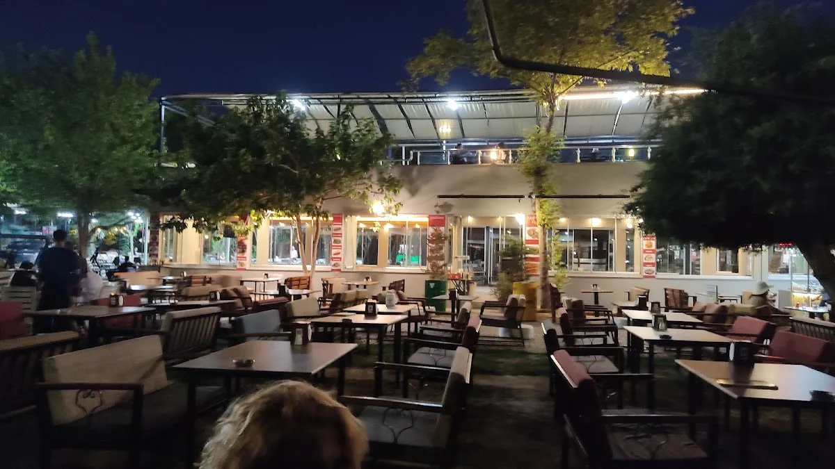 İnciraltı Bahçe Cafe