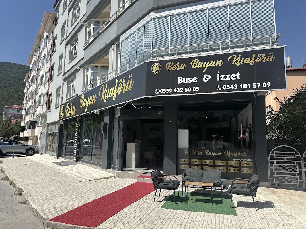 Bera bayan kuaförü